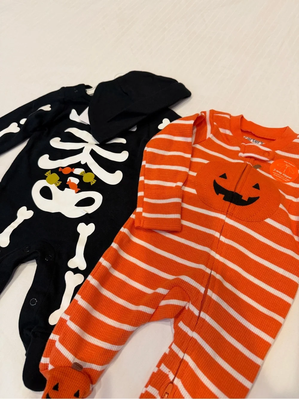 🖤🎃 NWT Carter’s Halloween Sleeper Bundle - Newborn - Set of 2 - Lil Pumpkin 🎃🖤